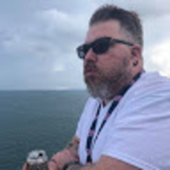 Meet your Posher, Chris - Picture 1 of 1